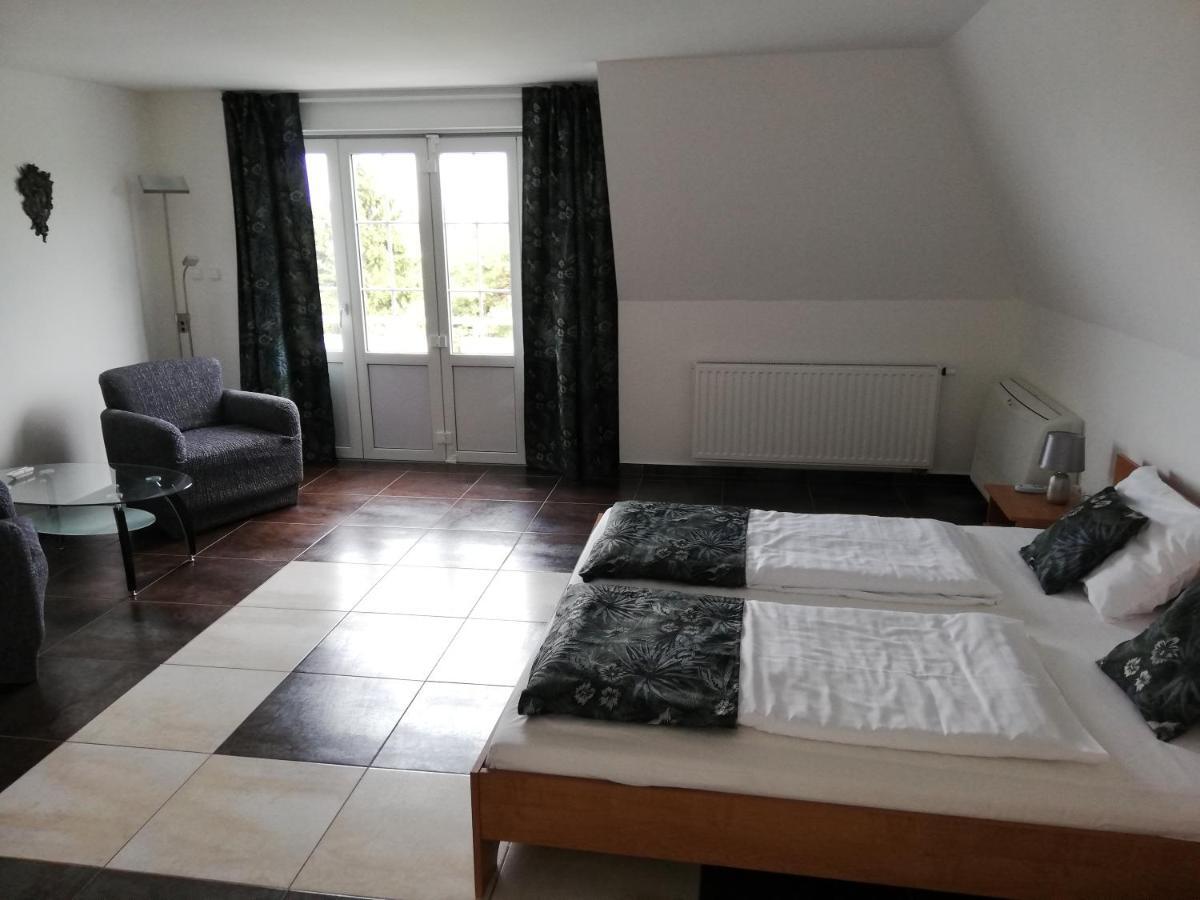 Villa Pelso Balatongyörök Εξωτερικό φωτογραφία